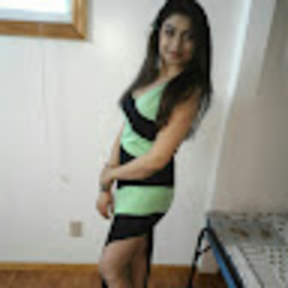 Meet your Posher, Devika - Picture 1 of 1